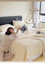 Soft Wind Bubble Velvet Blanket Warm Solid Rabbit Fur Blankets Double-sided